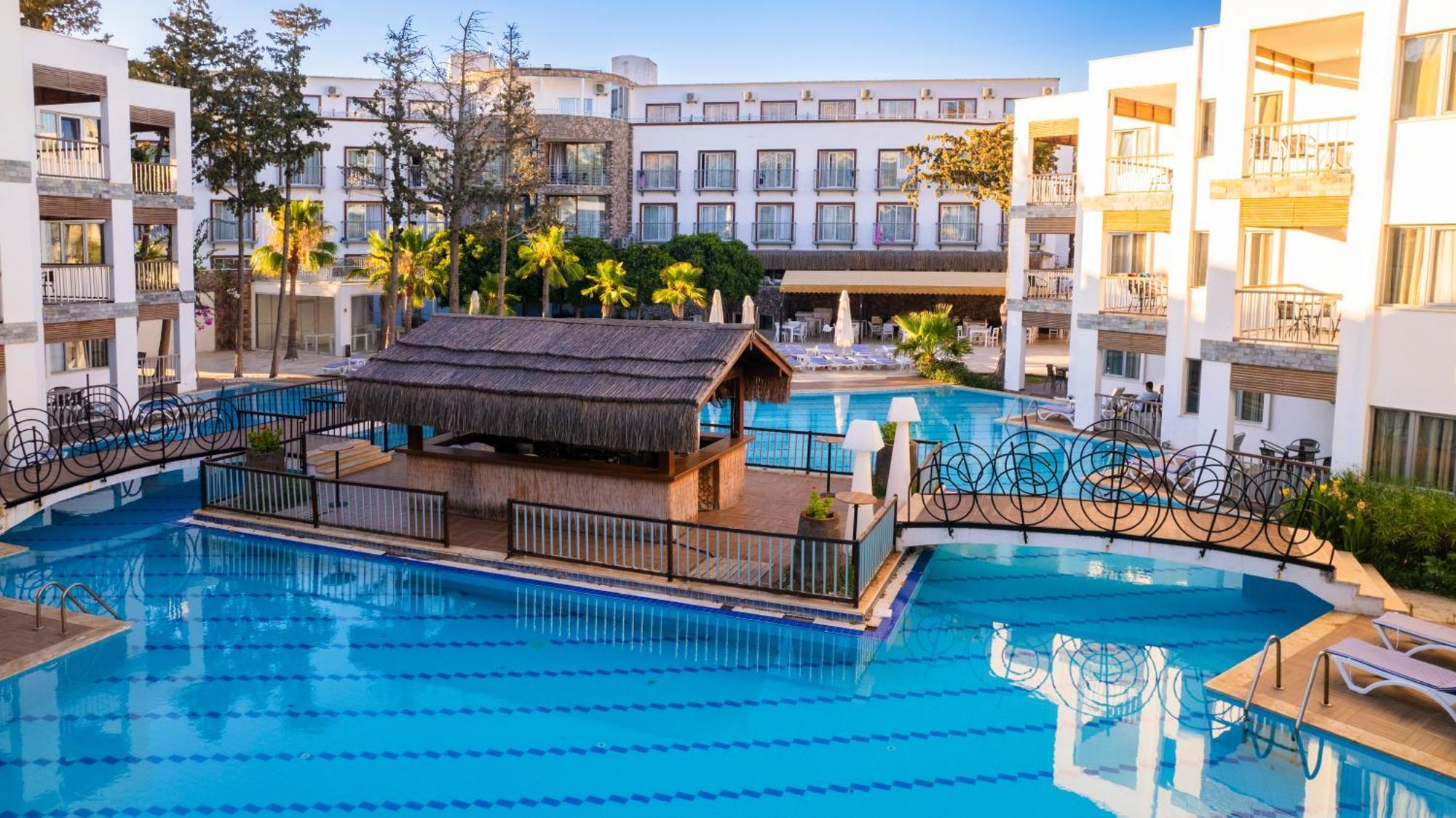 Ladonia Hotels Mio Bianco 阿克亚拉尔 外观 照片