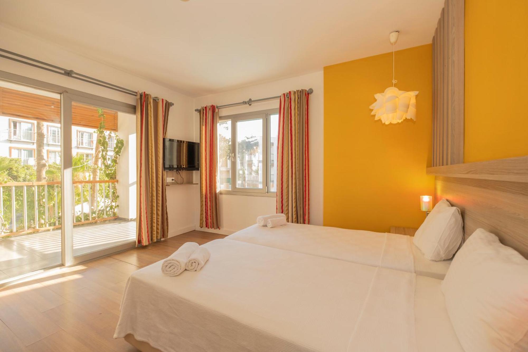 Ladonia Hotels Mio Bianco 阿克亚拉尔 外观 照片