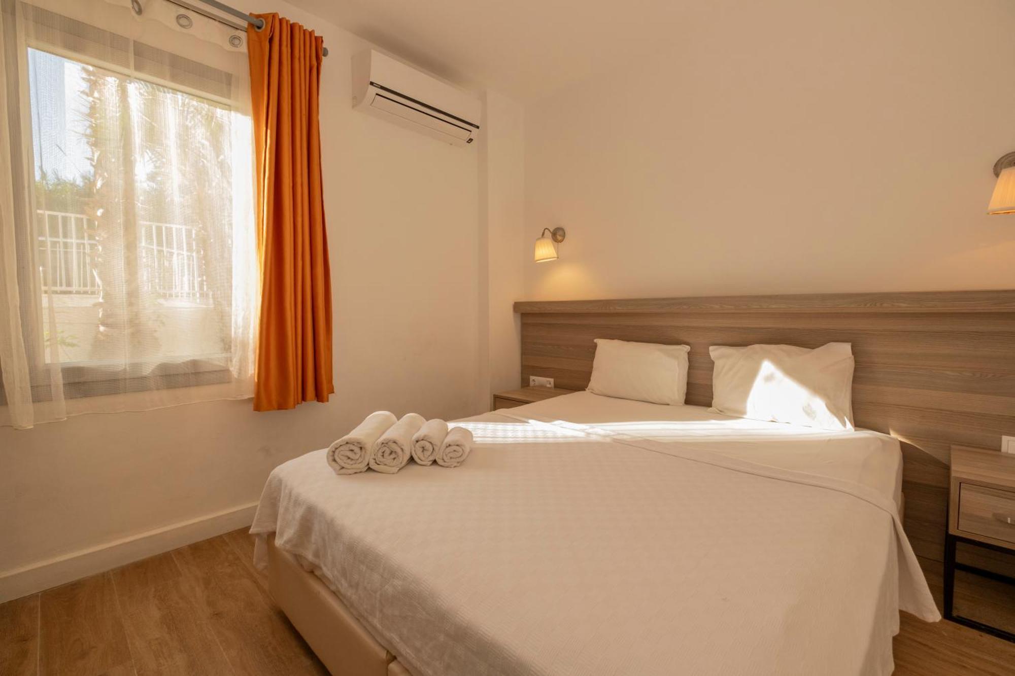 Ladonia Hotels Mio Bianco 阿克亚拉尔 外观 照片