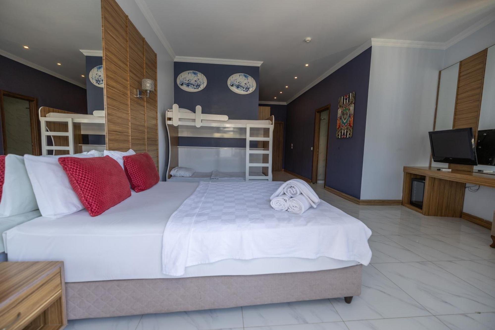 Ladonia Hotels Mio Bianco 阿克亚拉尔 外观 照片