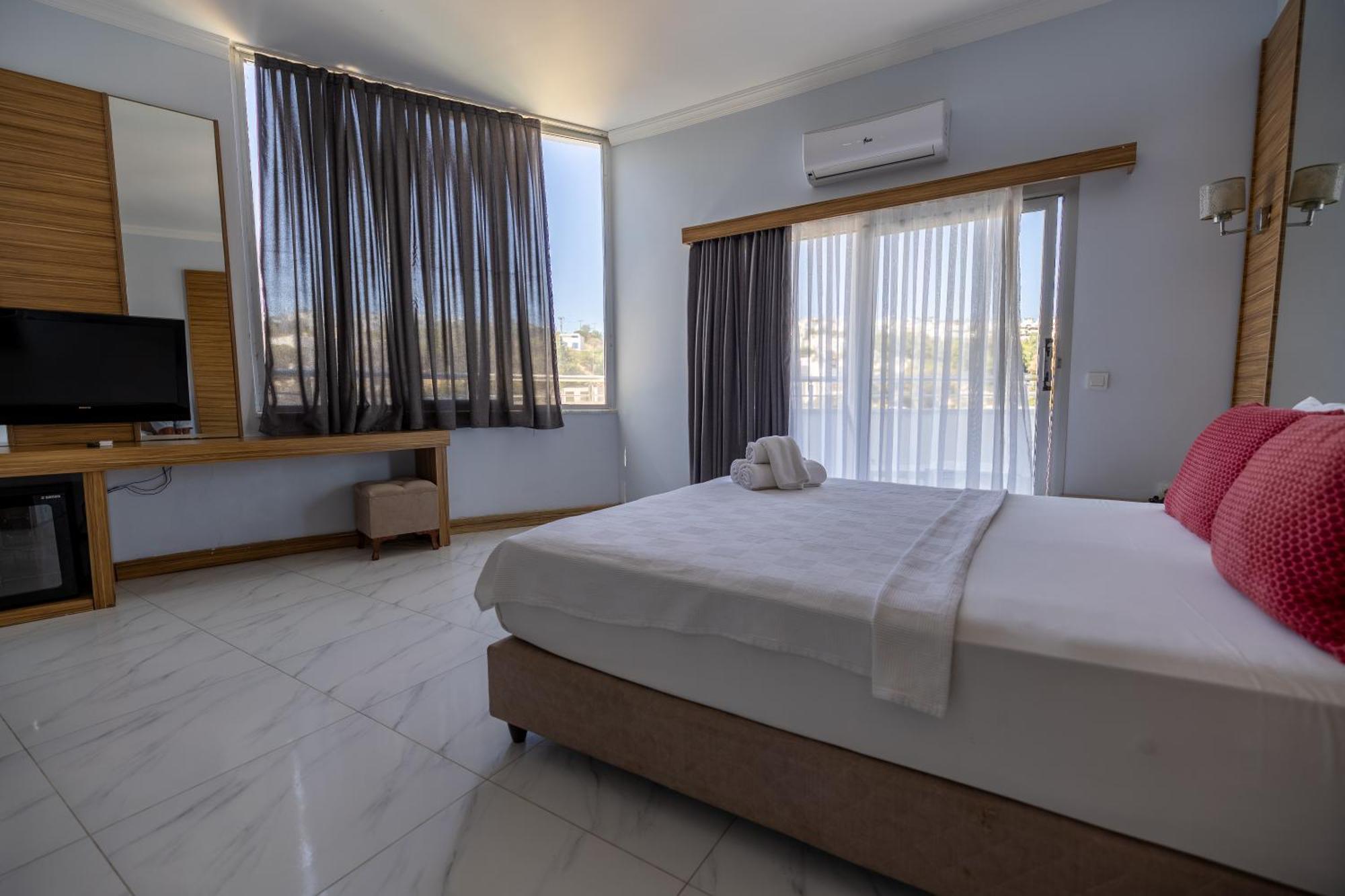 Ladonia Hotels Mio Bianco 阿克亚拉尔 外观 照片