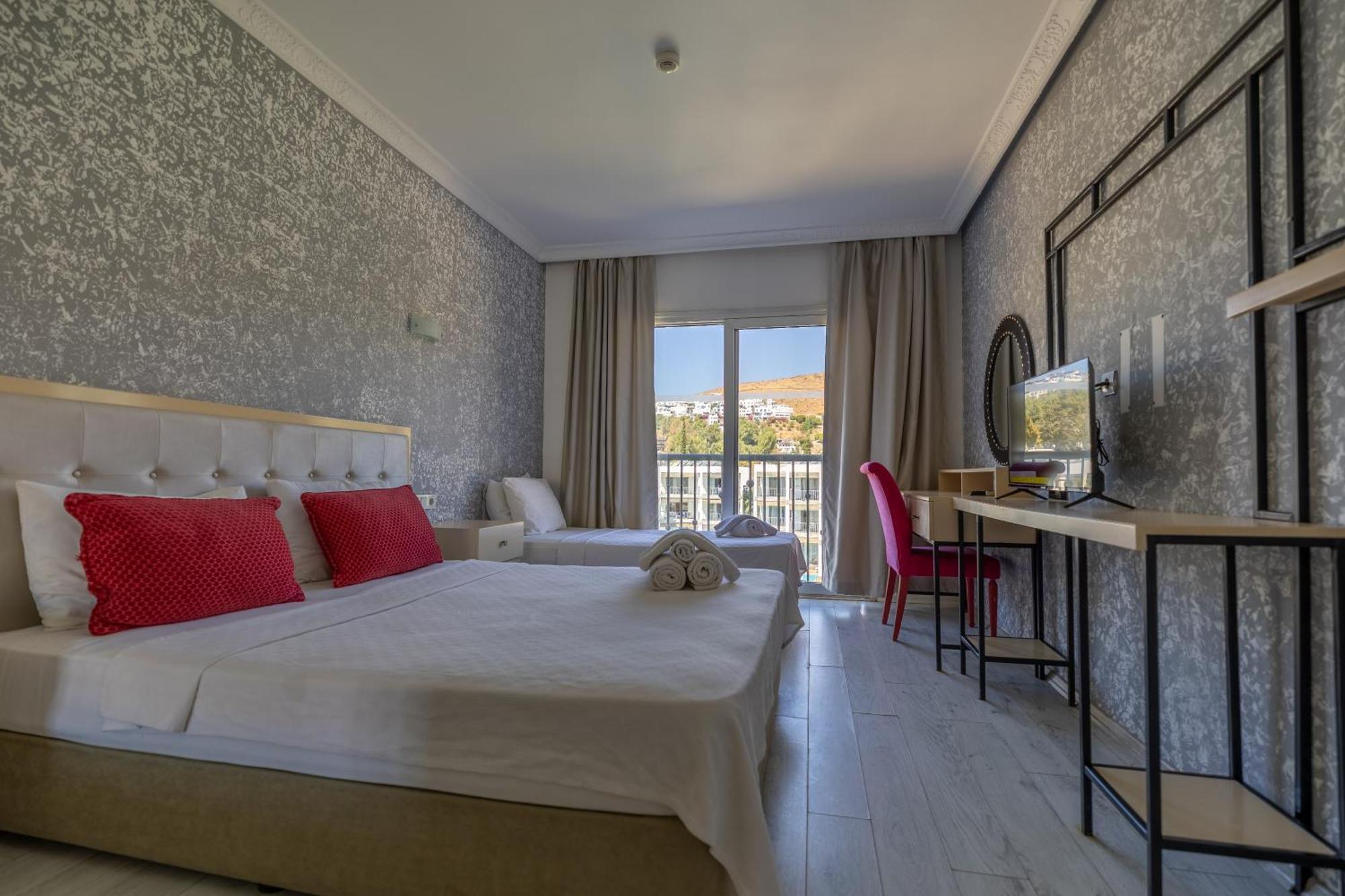 Ladonia Hotels Mio Bianco 阿克亚拉尔 外观 照片