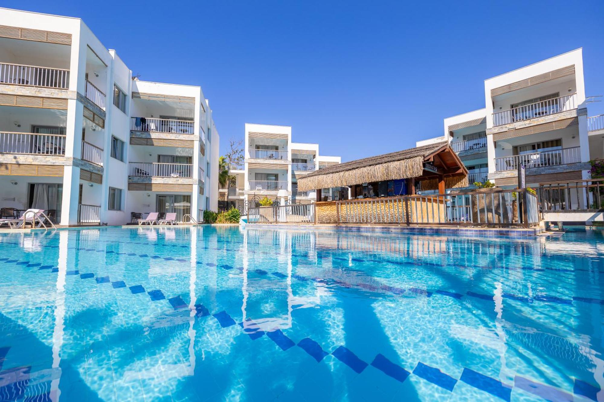 Ladonia Hotels Mio Bianco 阿克亚拉尔 外观 照片